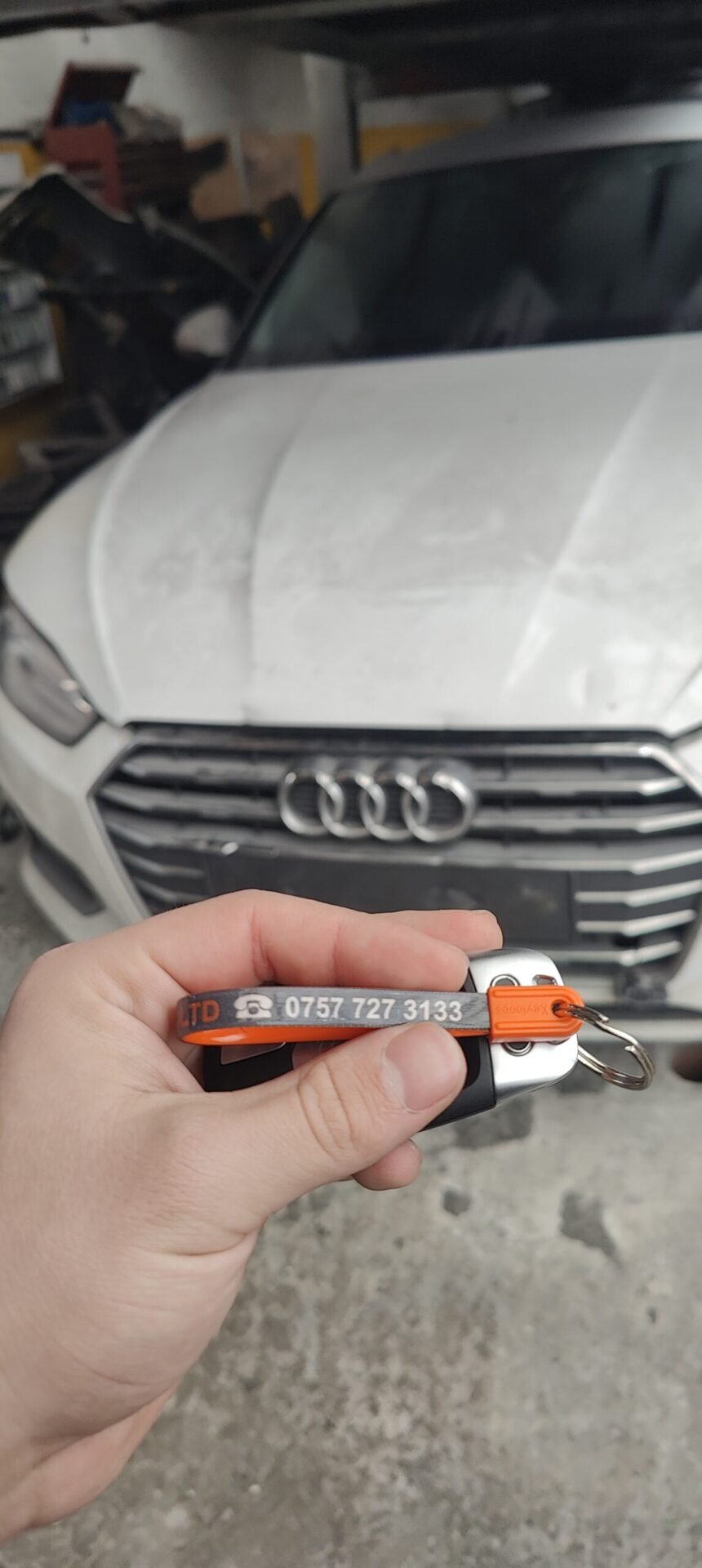 car key cutting
